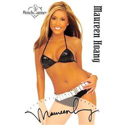 689130 Maureen Hoang Autographed Benchwarmers Lingerie Bikini 2003 No.16 Authenticated Edition Trading Card