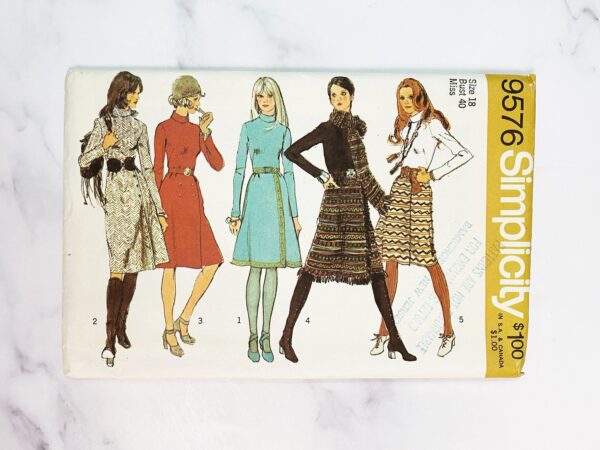 70S Simplicity 9576. Volup 40 Bust Uncut Ff. Stand Up Collar Long Sleeve Dress Wrap Skirt + Scarf. Retro Mod 1970S Vintage Sewing Pattern