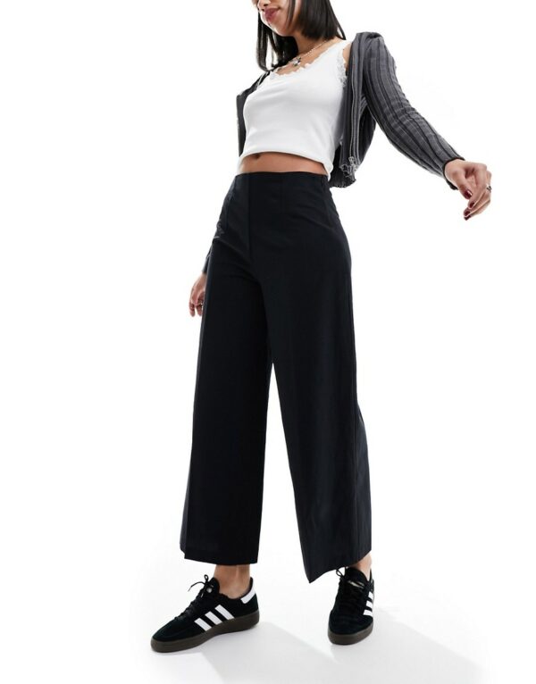 ASOS DESIGN tailored linen mix culottes in black