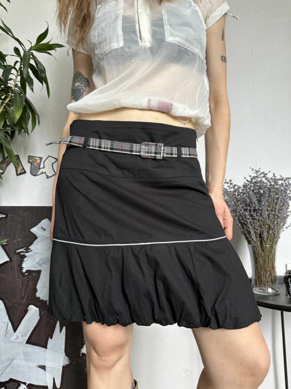 Avant Garde Cache Cache Vintage Bubble Hem Office Siren Mini Skirt 00S in Black, Women's (Size 26)