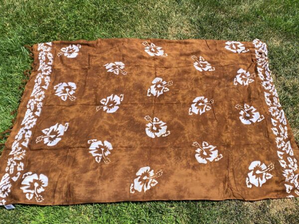 Hawaiian Brown & White Tie Dye Blend Hibiscus Wraparound Sarong Skirt