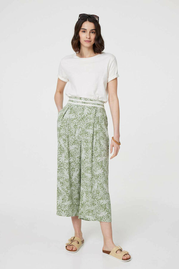 Izabel London Green - Leaf Print Pleat-front Wide Leg Culottes, Size: 16