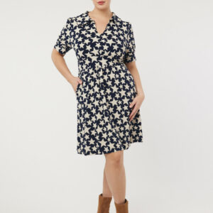 Joanie Clothing Olga Navy Star Print Jersey Tea Dress- UK 26 (Black)