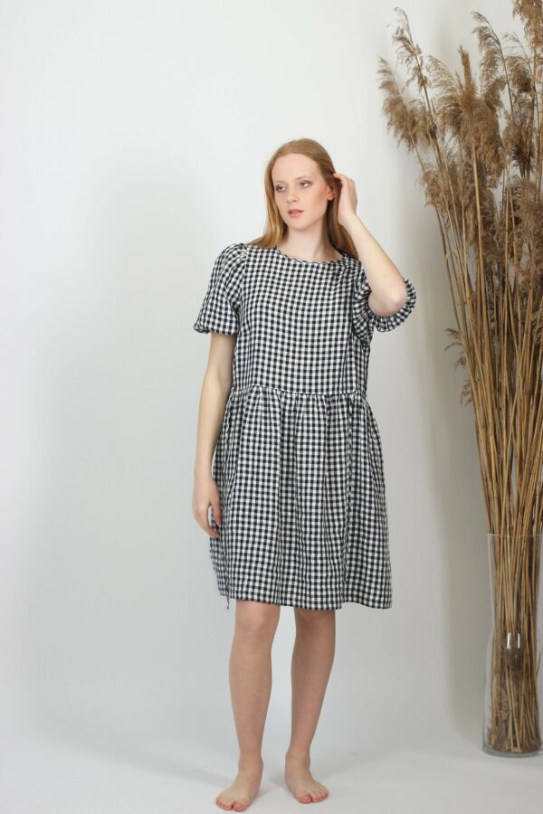 Linen Gingham Dress. Smock Dress With Short Puff Sleeves. Midi Linen Loose Waist Ties. A Line Casual Summer