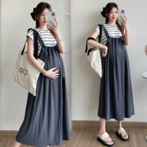 Maternity Set: Short-Sleeve Tee + Plain Midi Pinafore Dress