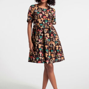 ModCloth Touting Sprouts Smock Dress in Brown, Size 6