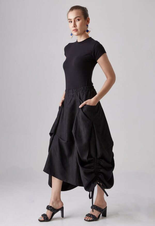 No.299 Women's Exposed-Seam Detail Asymmetrical Skirt, Drawstring Midi A-Line Skirt in Black