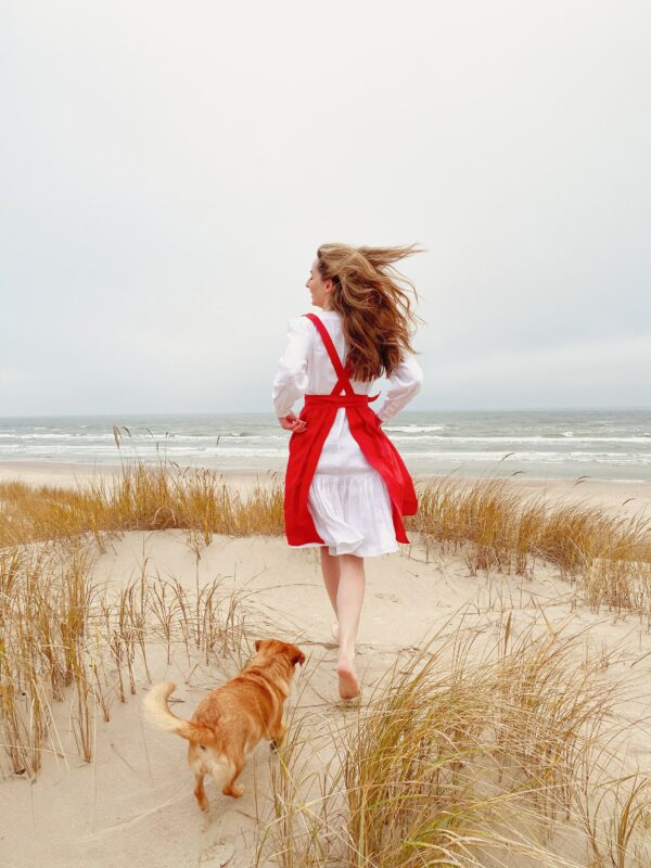 Red Linen Pinafore Apron Dress, Casual Cross Back Occasion Outfit, Adjustable Woman Gown With Pockets, Natural Knee Length Mid Sized Robe