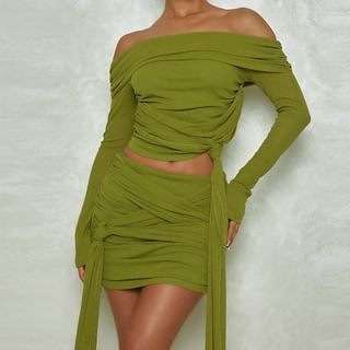 Set: Long-Sleeve Off-Shoulder Plain Ruched Tie Waist Crop Top + Low Rise Asymmetrical Mini Pencil Skirt