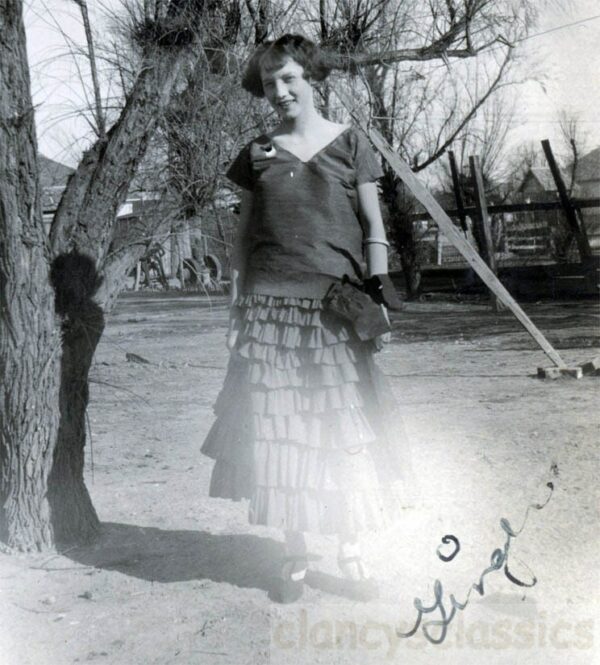 Vintage Photo 1920 Flapper Beauty Ginger Multi Ruffle Dress Big Sash 45 S