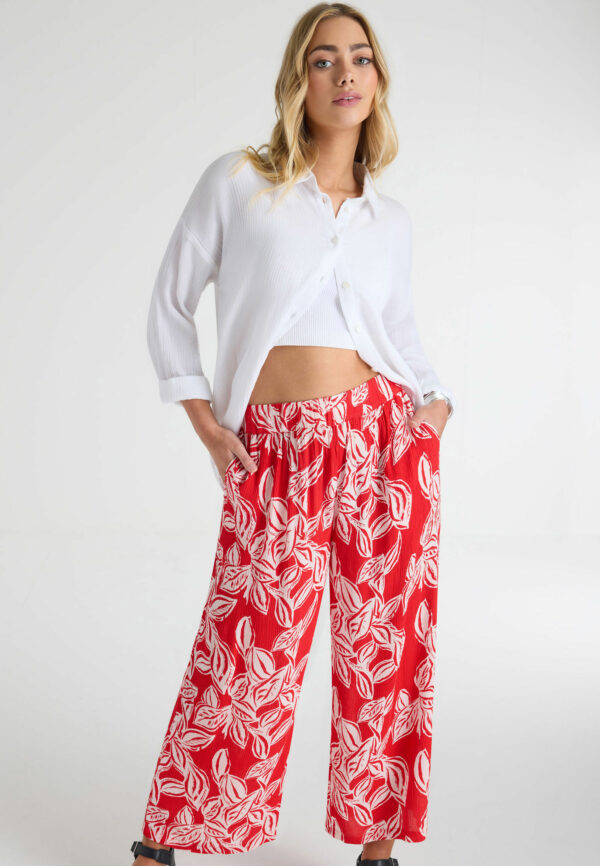 Womens Red Leaf Print Crinkle Culottes