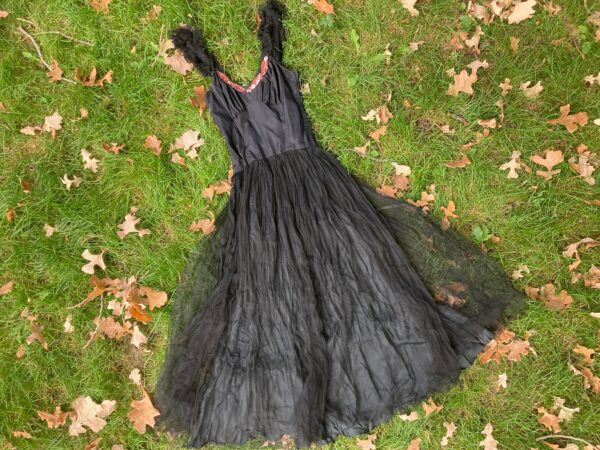 xs 40S Black Taffeta Gown With Tulle Skirt & Sequins Witchy Dress Sweatheart Neckline 1940S 50S 1950S