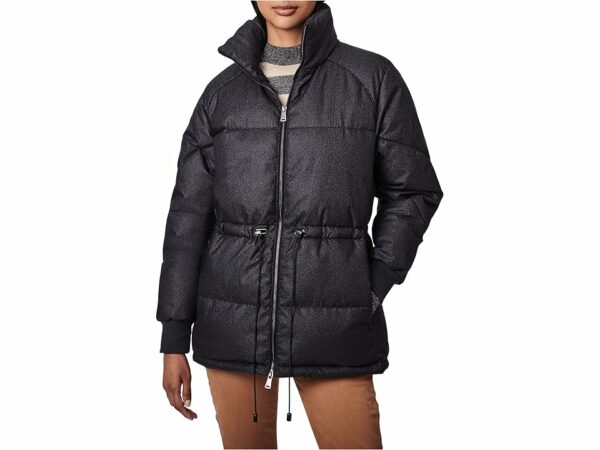 Bernardo Fashions Herringbone Heavy Puffer Jacket with Cinched Waist (Black) Women's Clothing