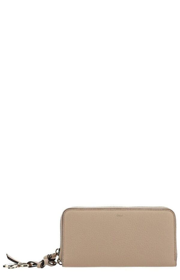 Chloé Logo Detailed Zipped Wallet