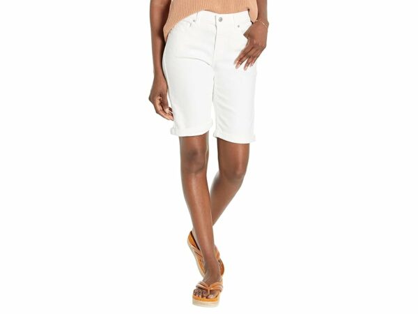 Levi's(r) Womens Bermuda Shorts (Chalk White) Women's Shorts