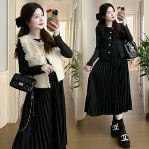 Maternity Crew Neck Single Breasted Vest / Long-Sleeve Crew Neck Plain Midi Pleated Dress / Set