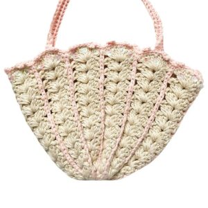 Wild Wawa Crochet Seashell Purse in Pink.