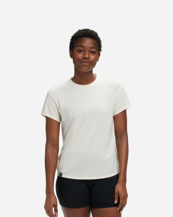 Women's HOKA Essential T-Shirt in Eggnog, Size 2XL