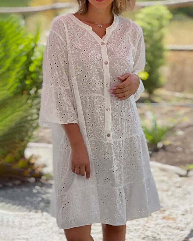 V-Neck Sleeve Loose Embroidered Hollow Out Plus Size Blouse Dress - White L-