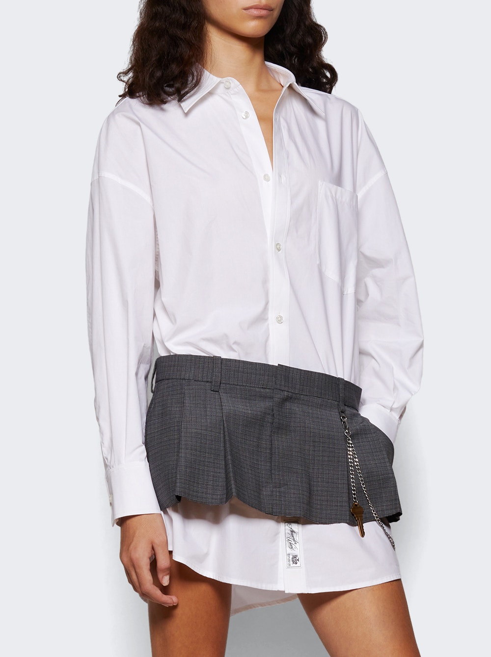 Pre-styled Shirt Dress With Chain White And Dark Grey