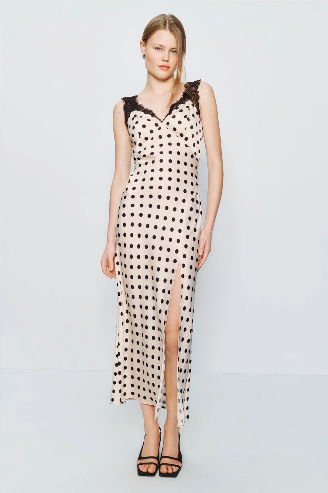 Astr the Label Eireen Dress Cream-black-print