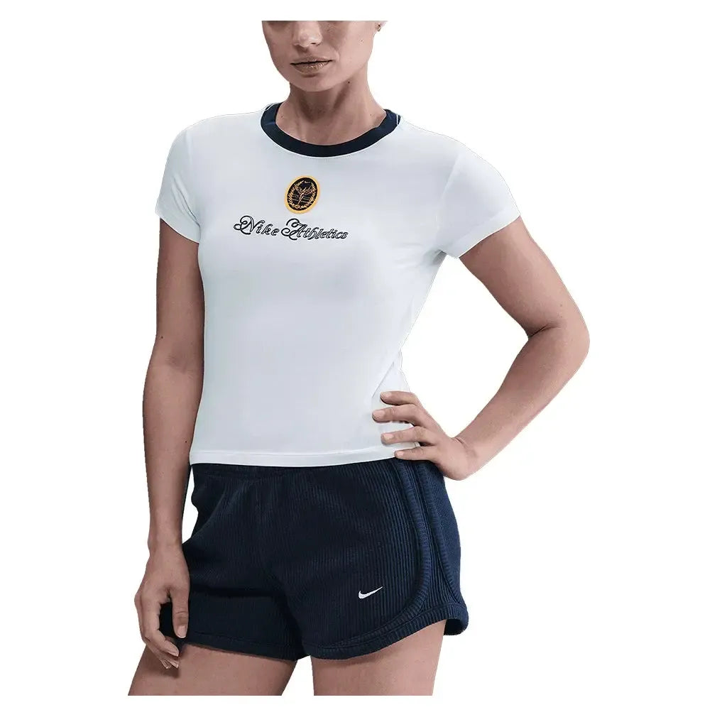 Women's Court Club Sportswear Challenge Knit Mid Crop Top - M _WHITENV