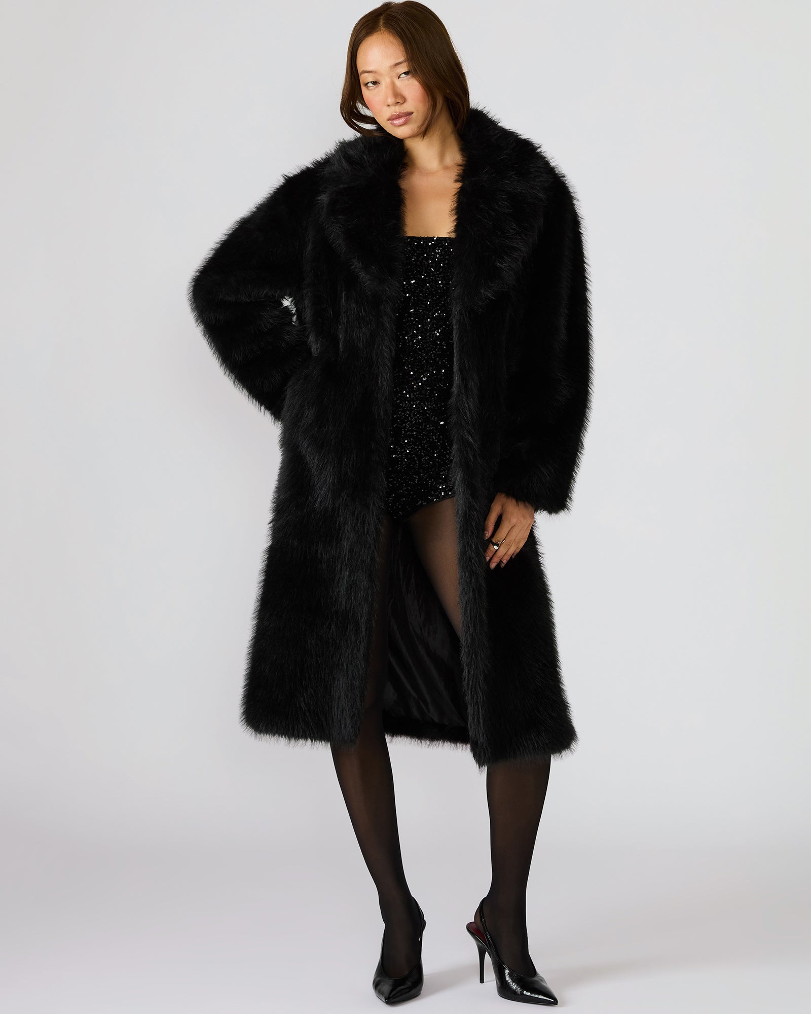 Steve Madden Women's Larkin Coat Long Sleeve Faux Fur Jackets & Coats - Black - Size