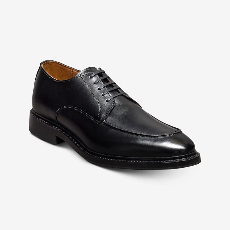 Allen Edmonds Rivington Apron-toe Derby Dress Shoe in Black Leather, size . E