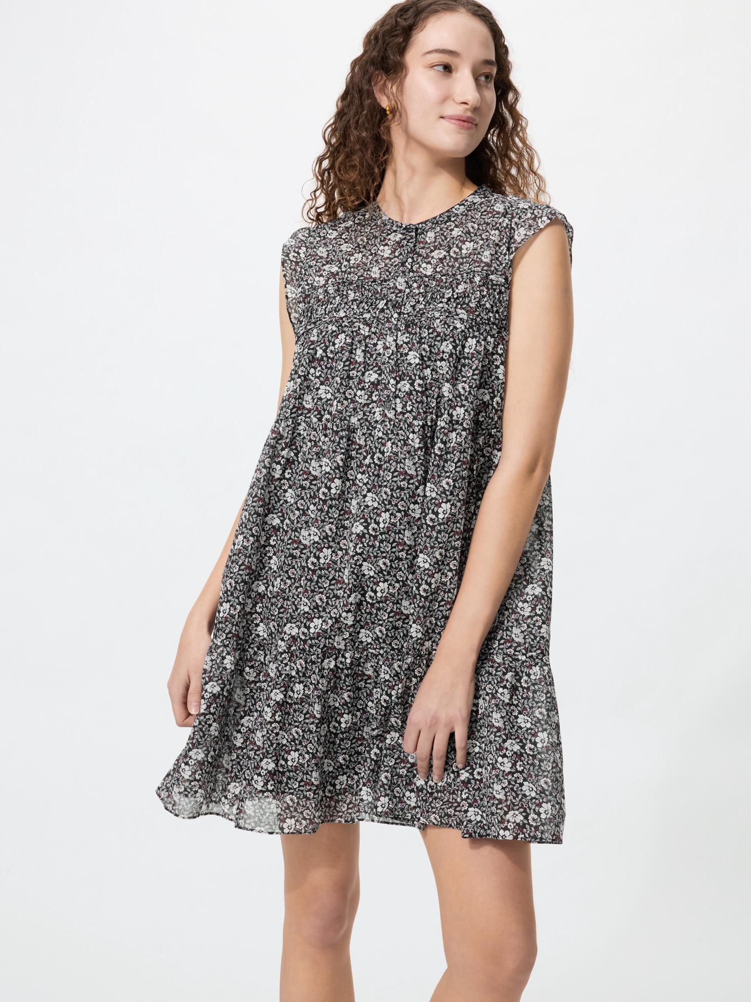 UNIQLO Women's Light Cotton Tiered Dress Print, Black, Medium, % Cotton