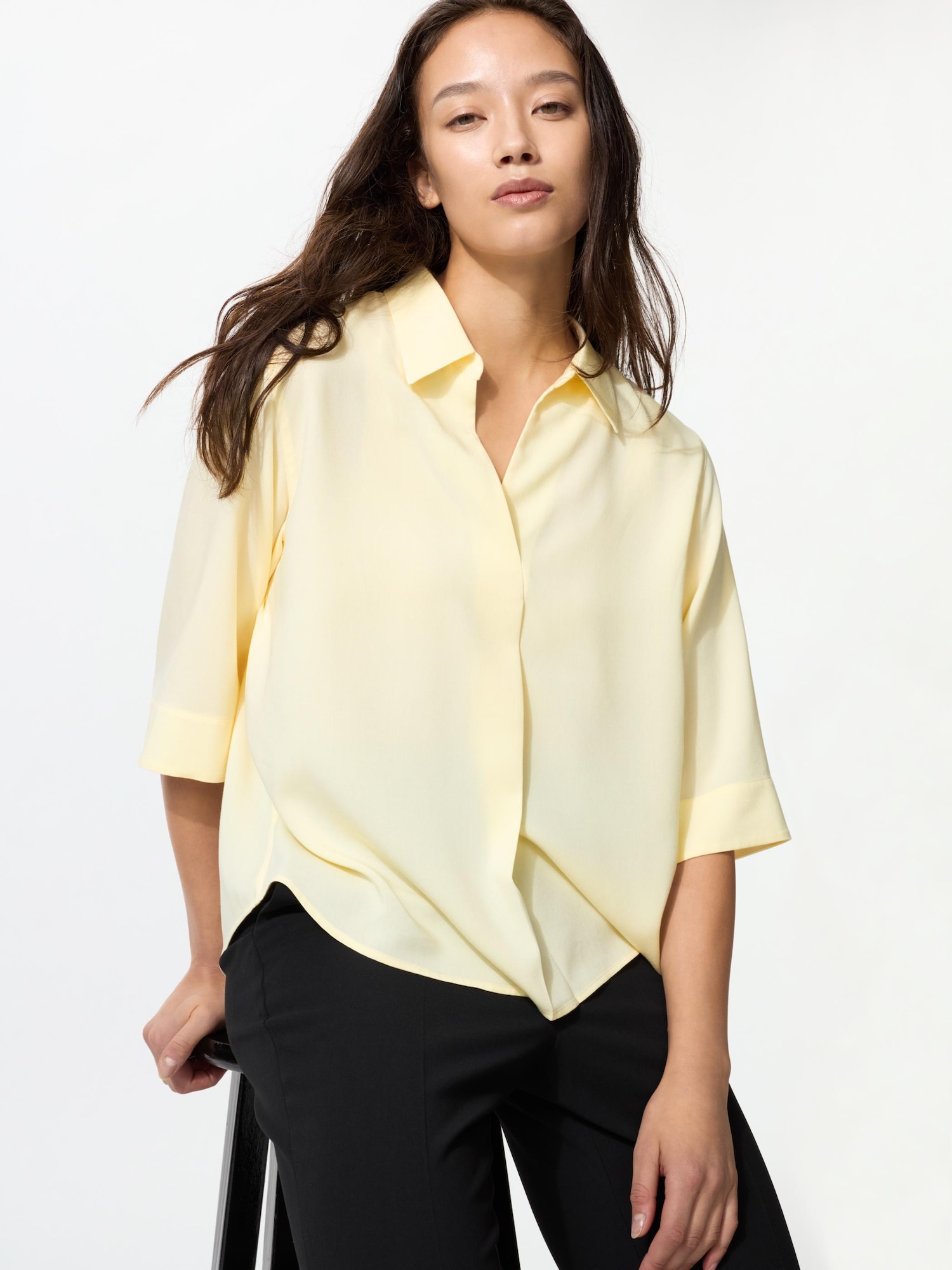 UNIQLO Women's Rayon Skipper Collar Blouse Sleeve, Yellow, Medium