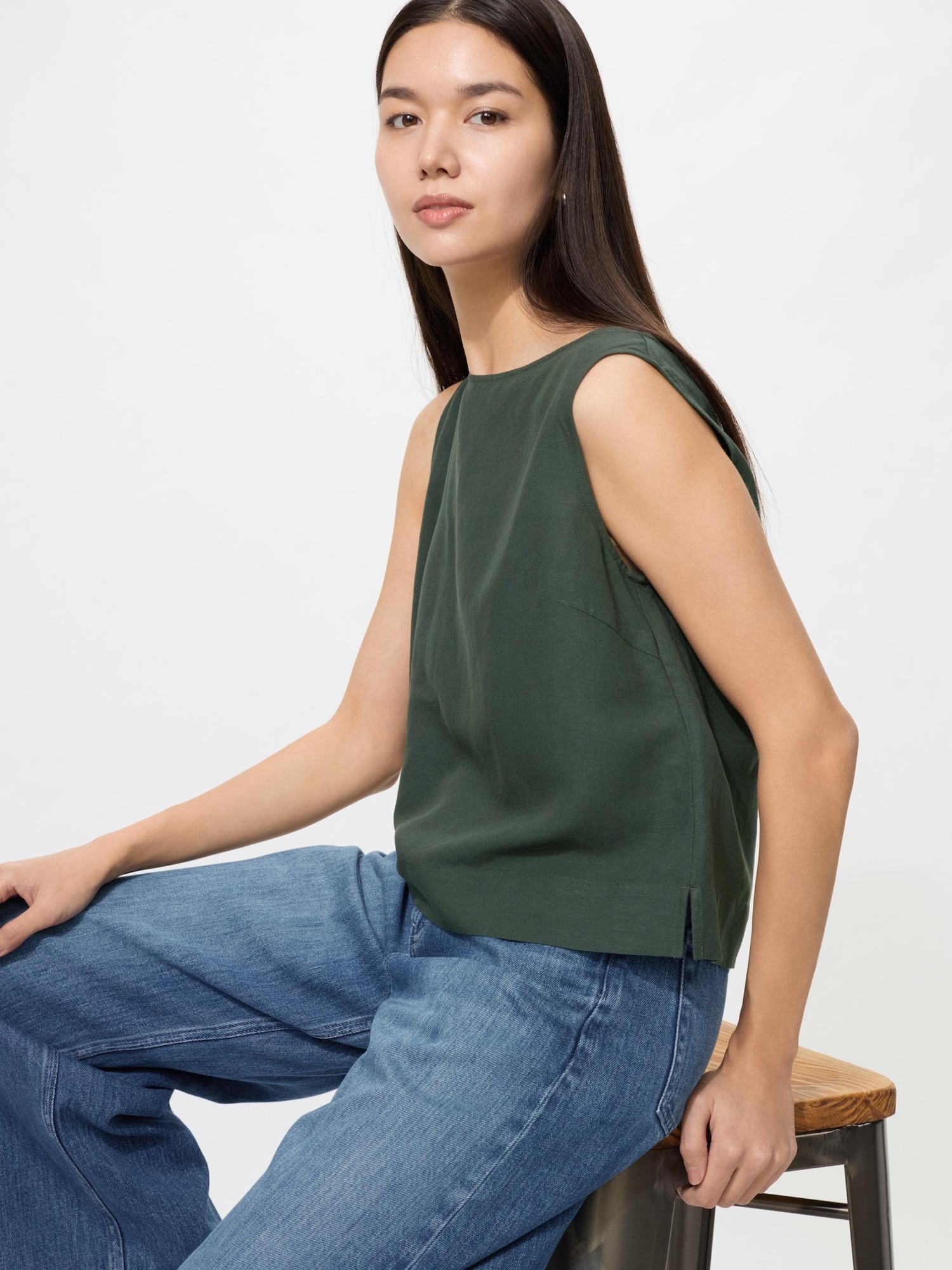 UNIQLO Women's Linen Blend Blouse Sleeveless, Dark Green, Large