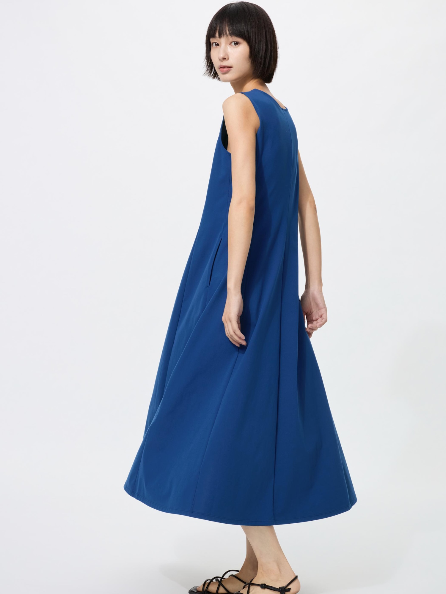 UNIQLO Women's Ultra Stretch AIRism Dress, Blue