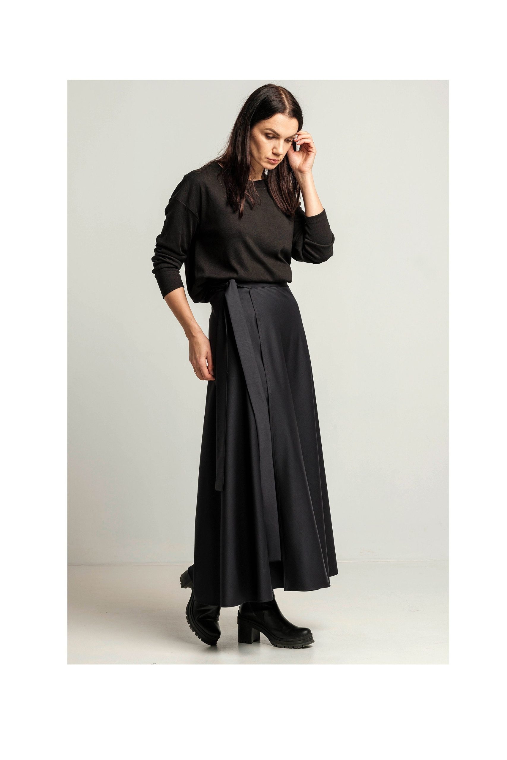 Dark Blue/Black Wool Wrap Maxi Skirt, High Waisted Skirt, Natural Winter High Waist Victorian Circle Length