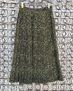 Gianni Versace Italy Silk Leopard Wrap Skirt Black Yellow M in Green, Women's (Size 26)