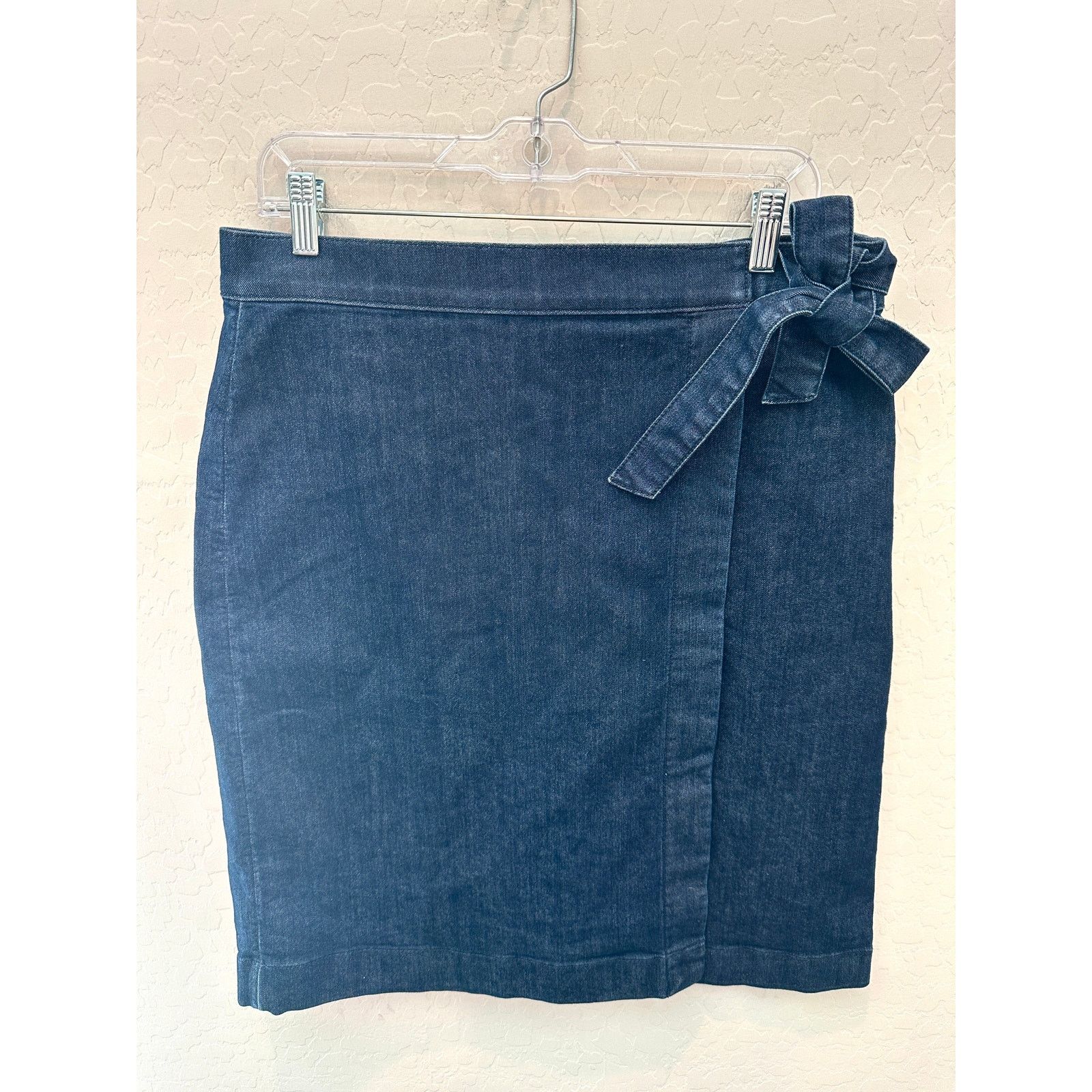 Loft | Dark Wash Stretch Denim Wrap Knee Length Skirt in Blue, Women's (Size 34)