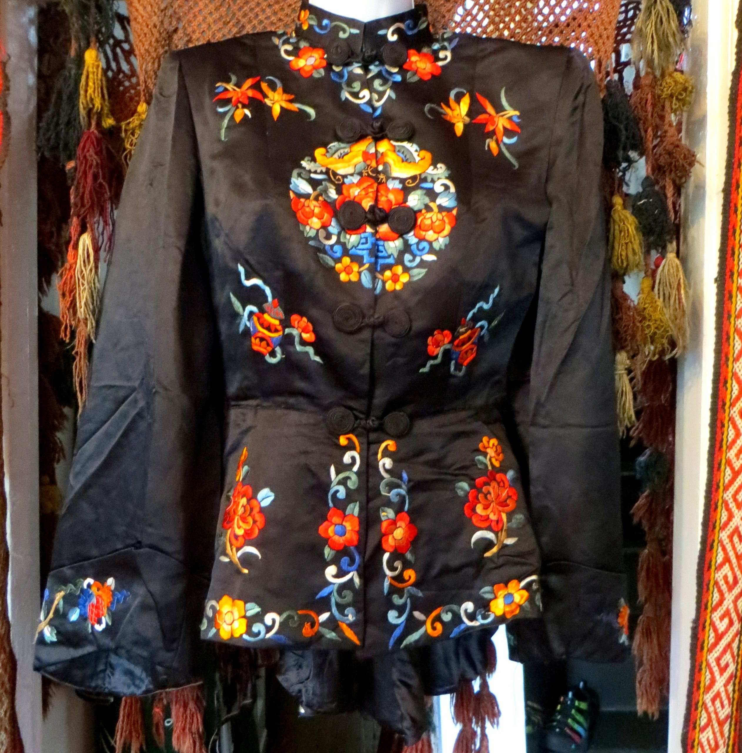 Sale Rare Chinese Black Silk Embroidered Jacket W/Peplum Style Skirted Bottom Great For Boudoir/Beach/Party