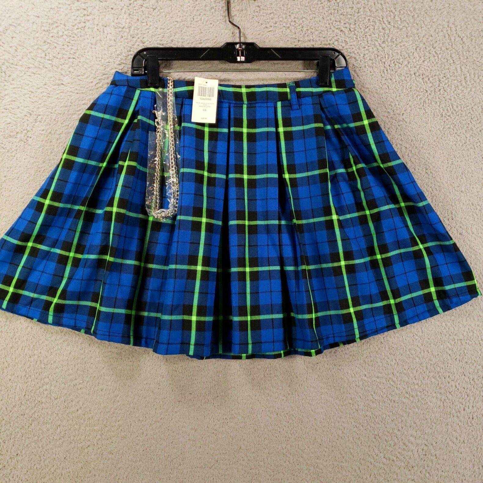 Vintage New Hot Topic Skirt Womens Large Blue Plaid Pleated Mini Skater Chain Lined in White (Size 36)