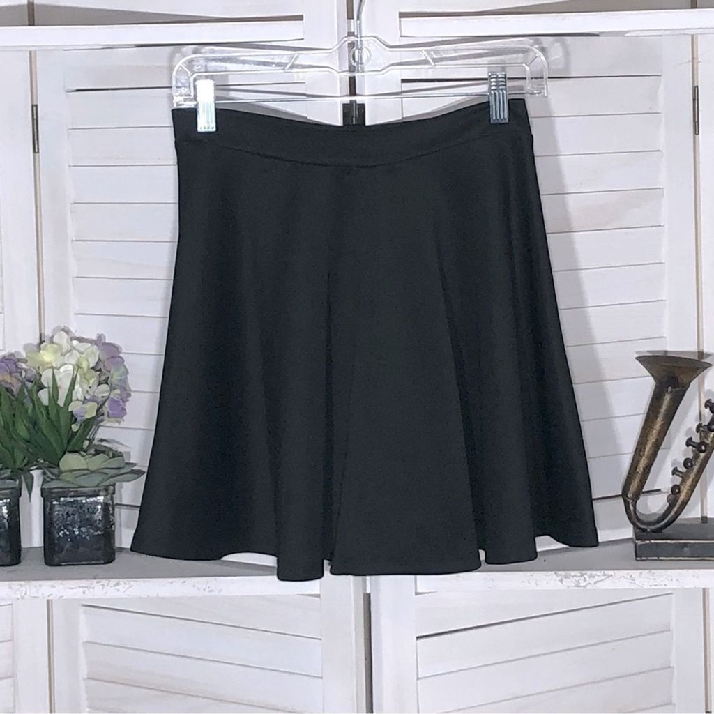 Vintage Y2K Full Swing Black Stretchy Skater Mini Skirt Size M, Women's