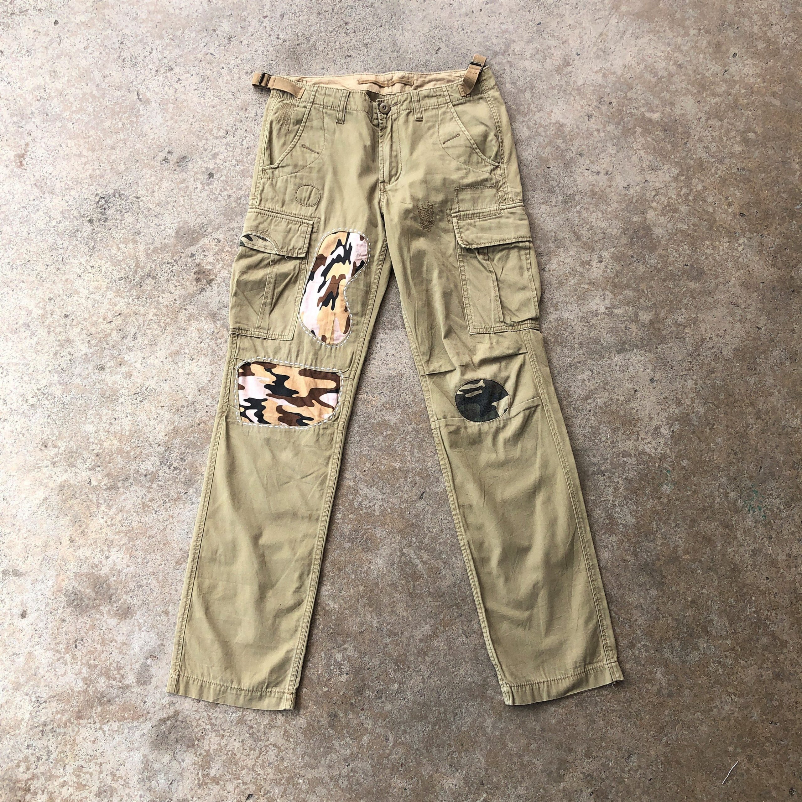 32 X Upcycled Vintage 90S Baldia Cargo Pants Handcrafted Patchwork, Multi-Pocket Japanese Camotrendy Retro Fashion Streetwear Enthusiasts