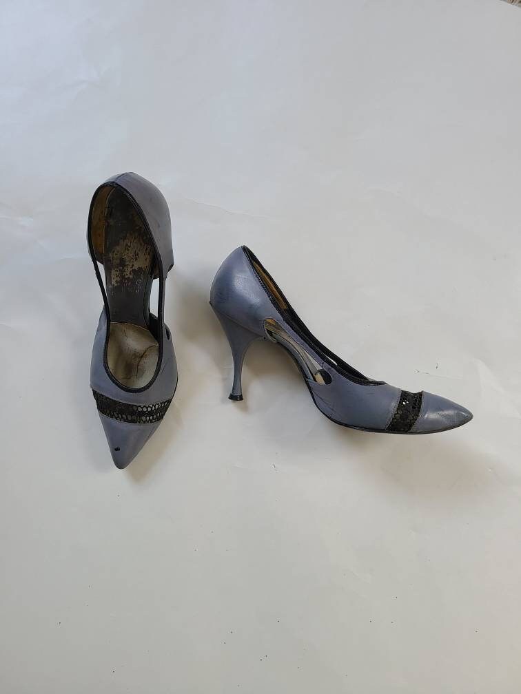 6 1/2 Lavender Stilettos With Black Lace Leather Soles