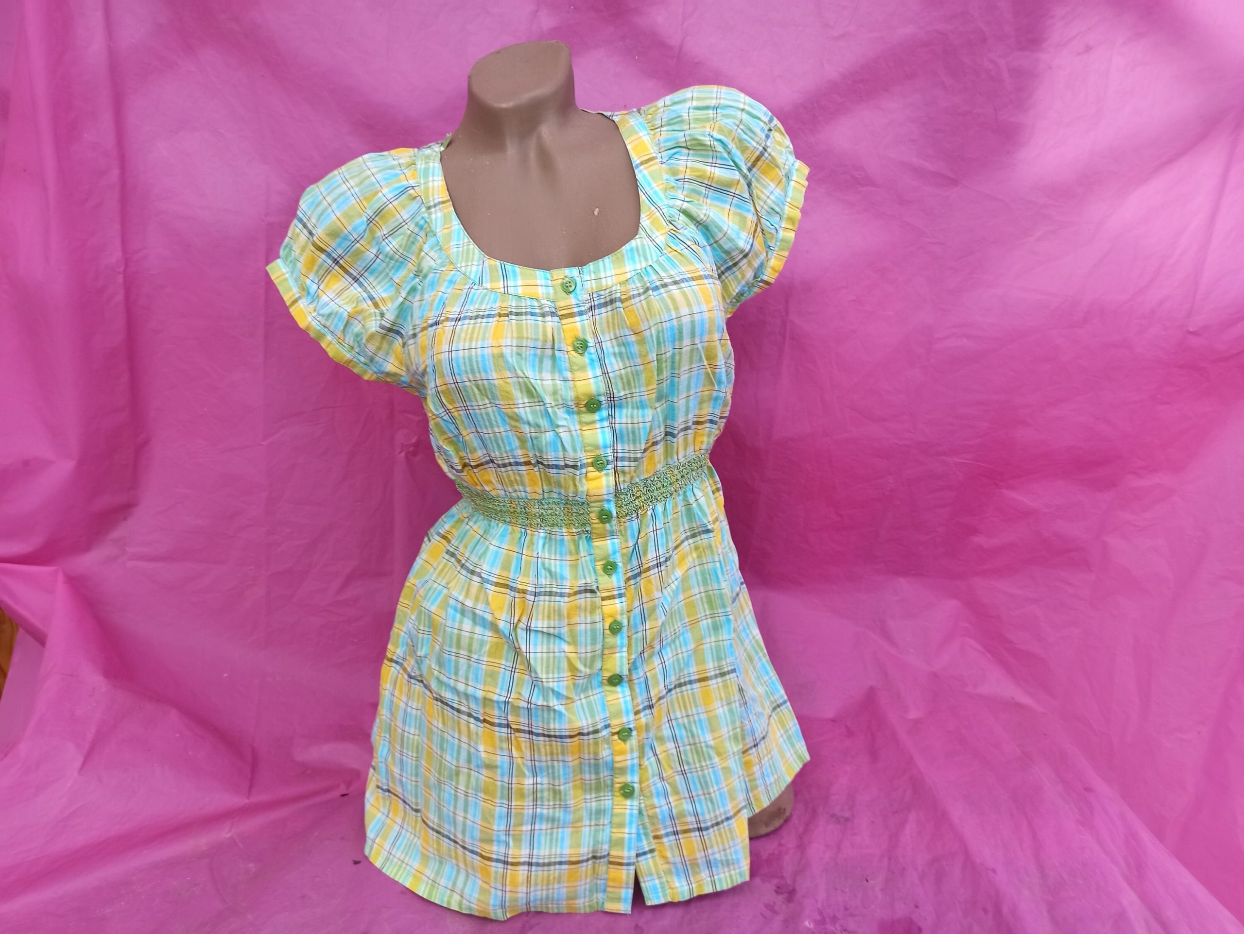 80S Vintage Swing Womens Plaid Blouse Top With Ruffles. Cotton Bright in A Cage Green, Yellow. Plaid Tunic. The Size S-M