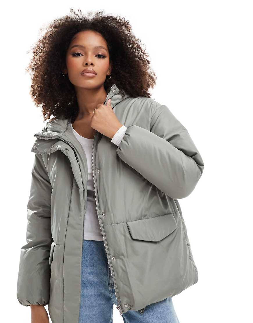 ASOS DESIGN oversized puffer jacket with hood in sage-White