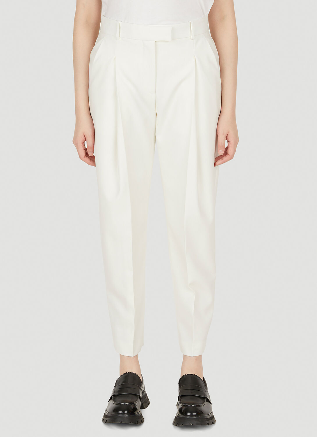 Alexander McQueen Exaggerated Pleat Tailored Trousers - Woman Pants White It - 40