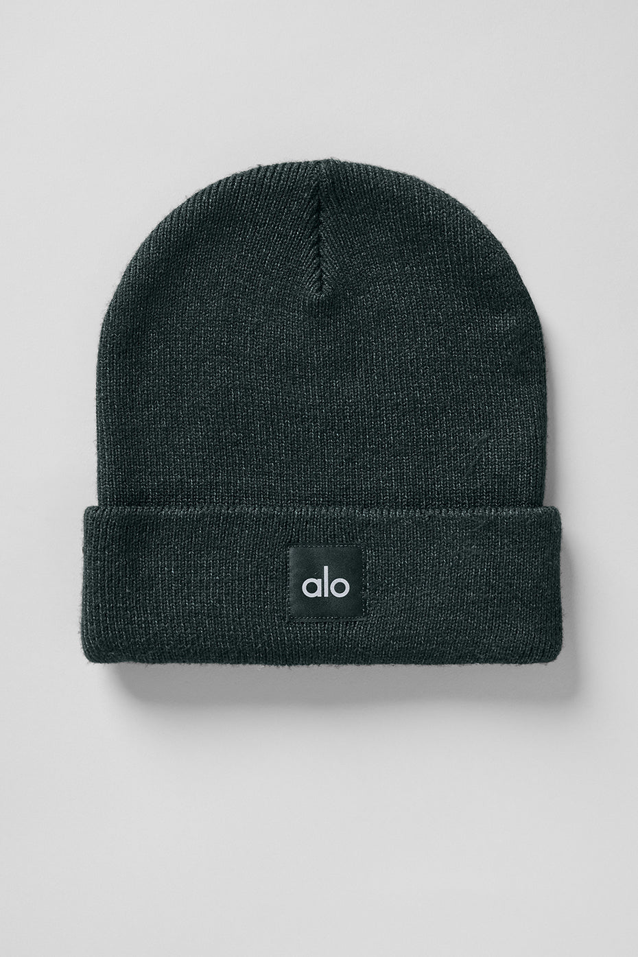 Alo Yoga | Everyday Beanie Hat in Charcoal Green