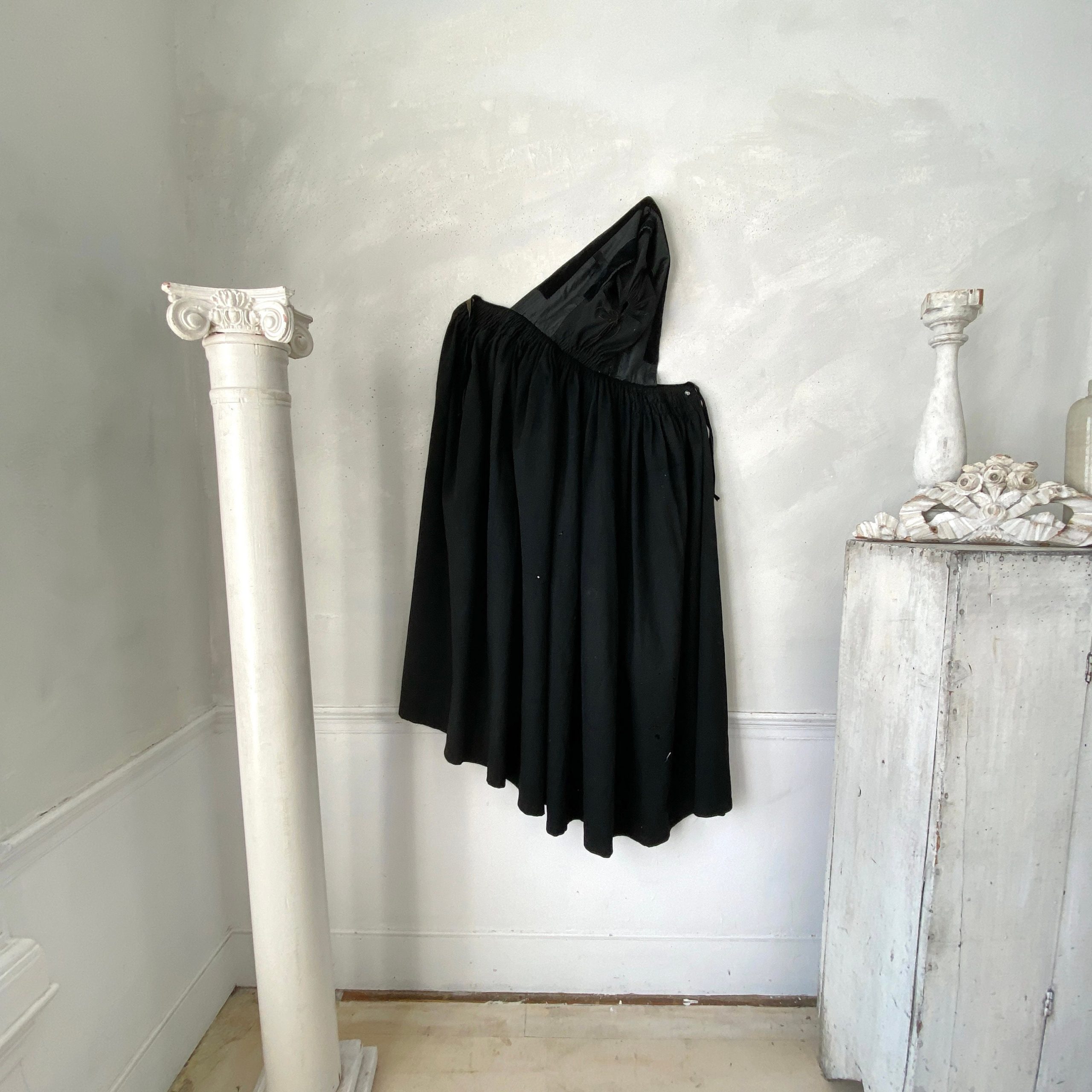 Amazing Hooded Antique Cloak Cape French Black Wool Victorian Coat Long Textile Woman's Clothing Silk Damask Mid 19Th