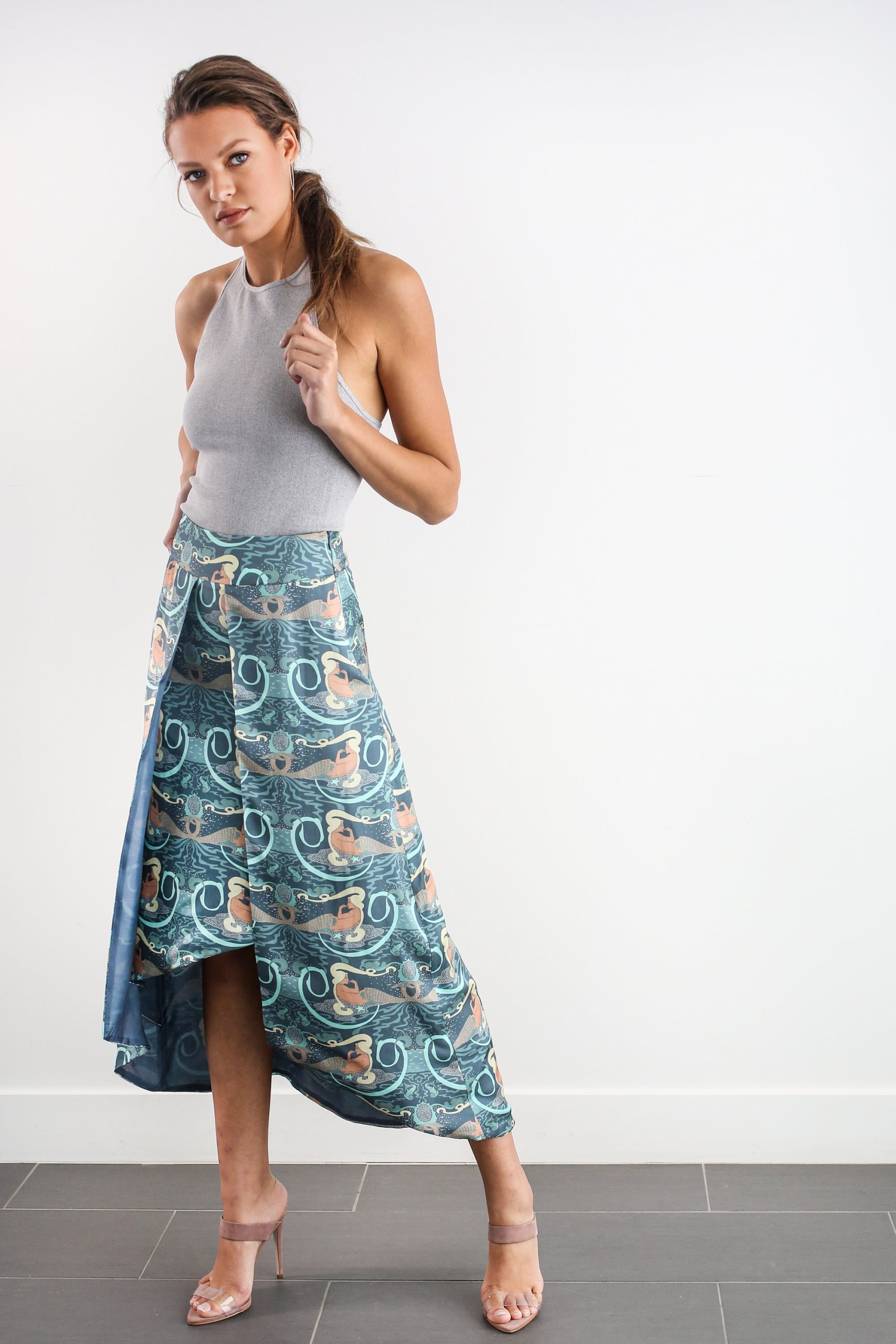 Avery Midi Skirt in Silk Mermaid Print