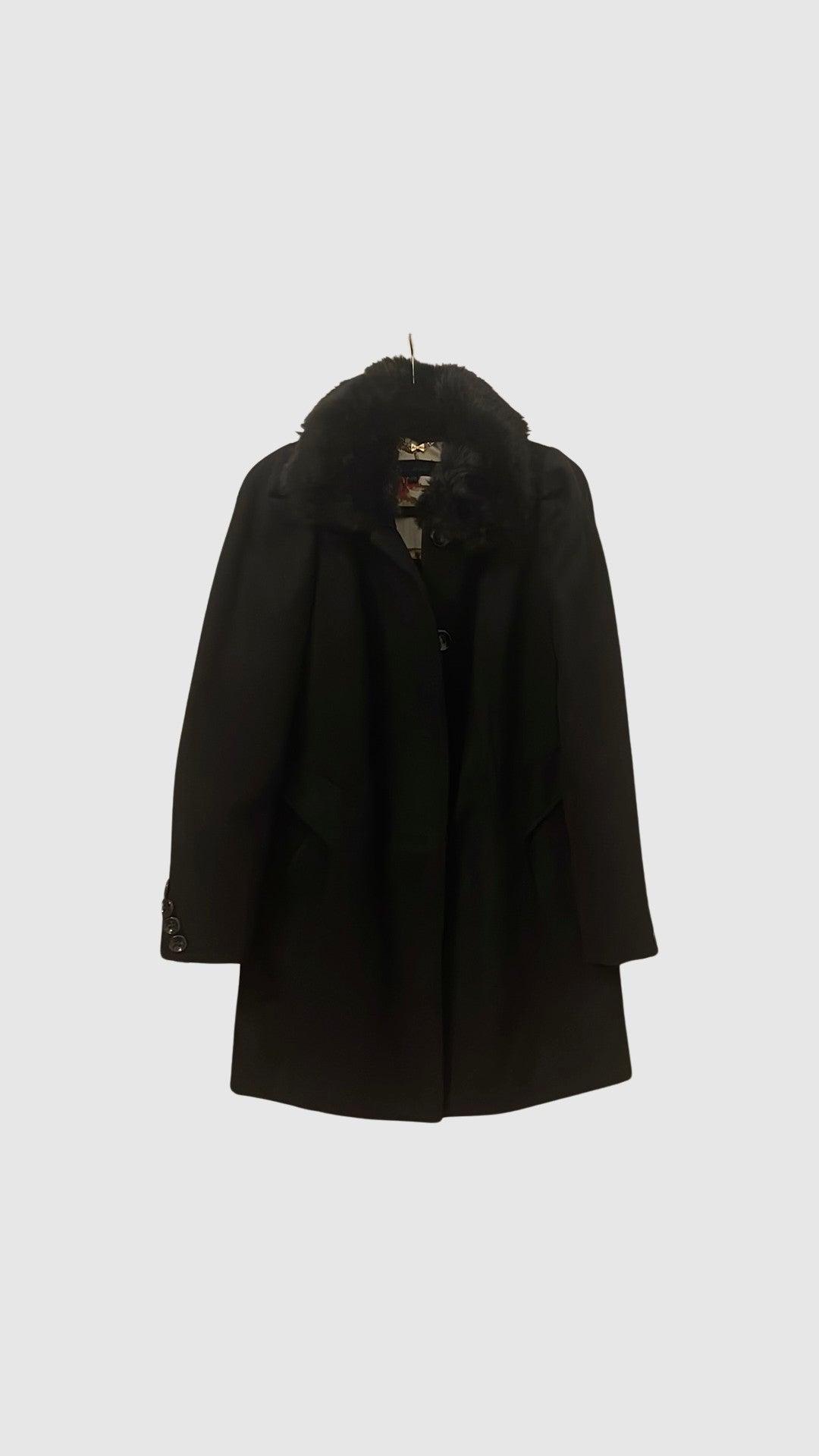 BLACK COAT WITH REMOVABLE FAUX FUR COLLAR - SM REBOOTED