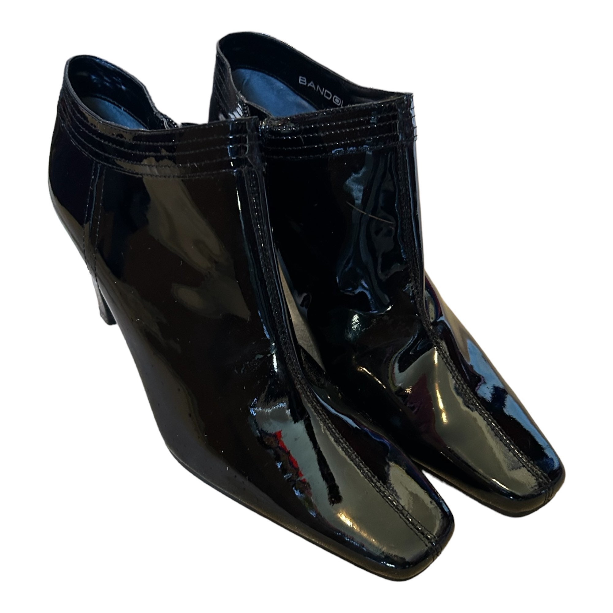 Bandolinos Black Patent Leather. Stiletto Style. Square Toe, Zip Up Side Sz 10 Never Worn