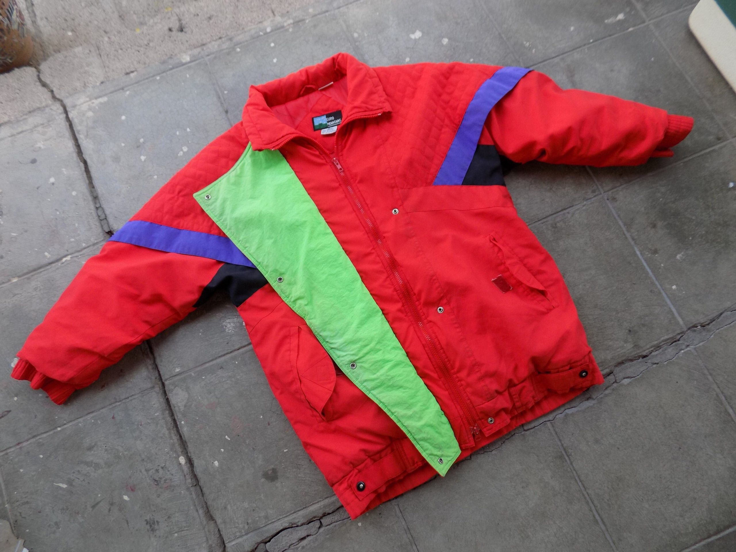 Beat To Hell Rare Vintage 90S Red & Neon Euro Mountains Puffer Jacket M