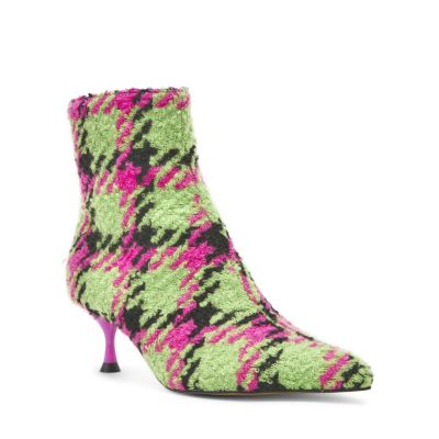 Betsey Johnson Women's Parkker Kitten Heel Bootie, Green, 6M